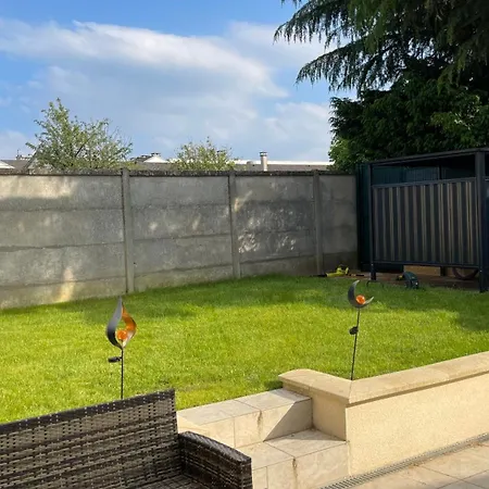 Zen - Sdb Wc Privatif - Entree Autonome - Grande Tv Netflix 招待所 贡比涅